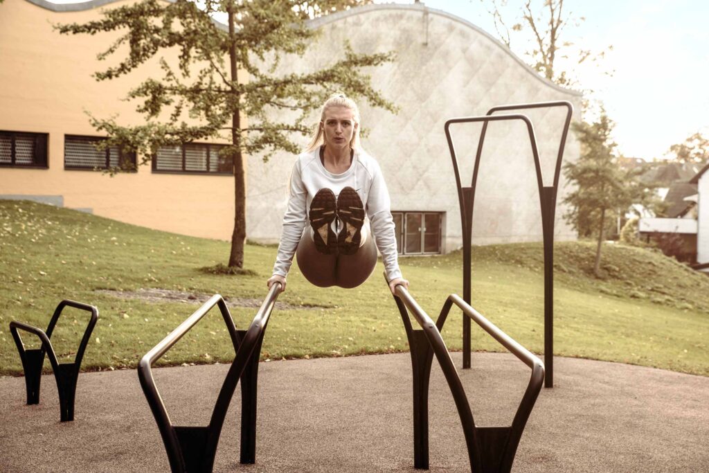 Outdoor-Fitnessgeräte für Calisthenics-Übungen von Noord.